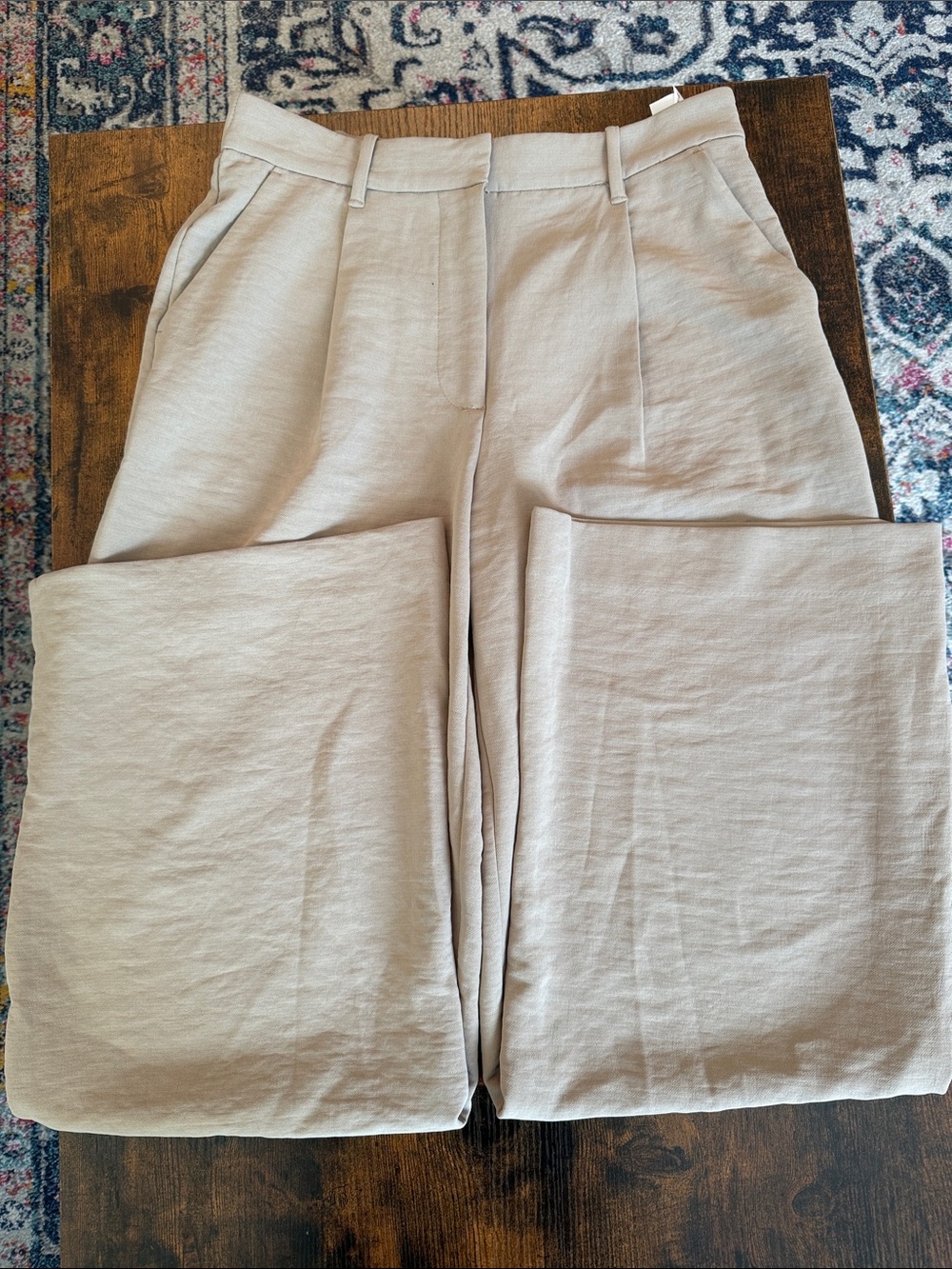 Abercrombie High-Waist Wide Leg Trousers in Light Beige